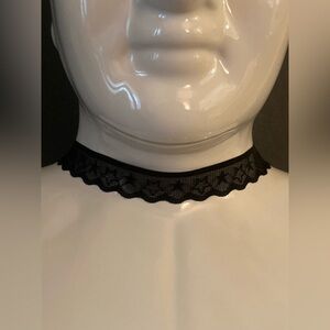 Star print black fabric choker necklace hot topic blackheart lovesick